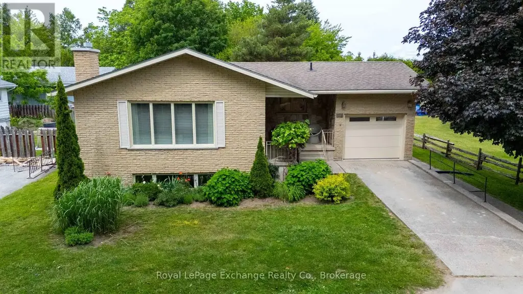 579 Peirson Avenue, Saugeen Shores